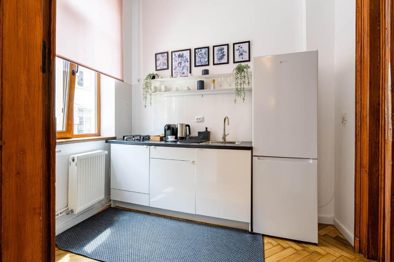 2Br Blue Cloud In The Centre Appartement Boekarest Buitenkant foto