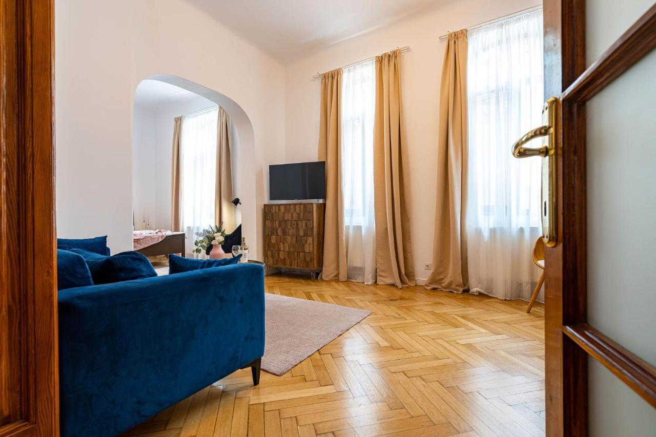 2Br Blue Cloud In The Centre Appartement Boekarest Buitenkant foto